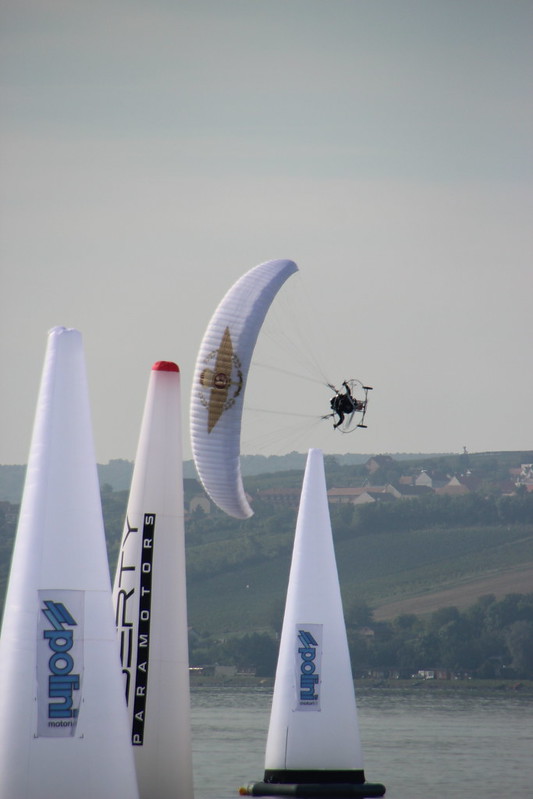 Wolfgang Lintl paramotor slalom 2022